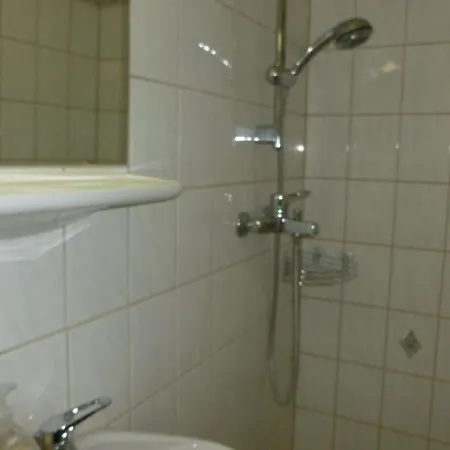 아파트 Spacious In Germany With Garden