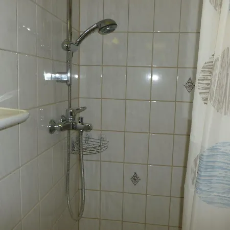 Spacious In Germany With Garden * 레리크