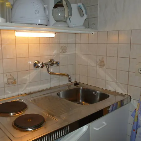 Spacious In Germany With Garden *